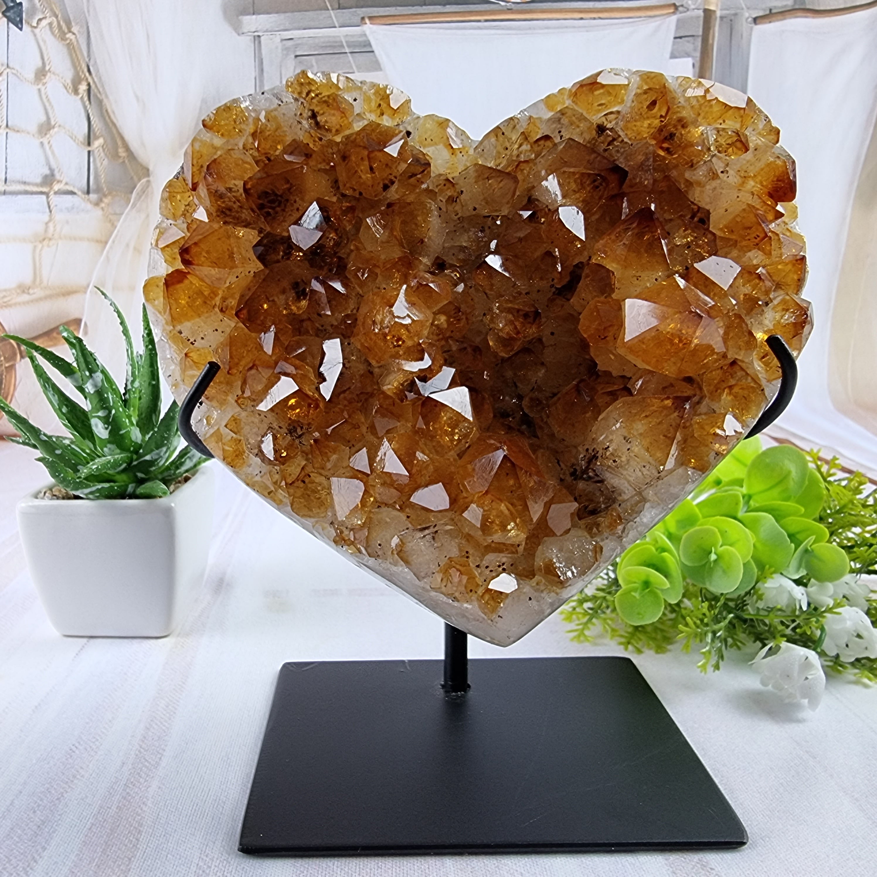 Citrine Heart on Iron base - Super Extra