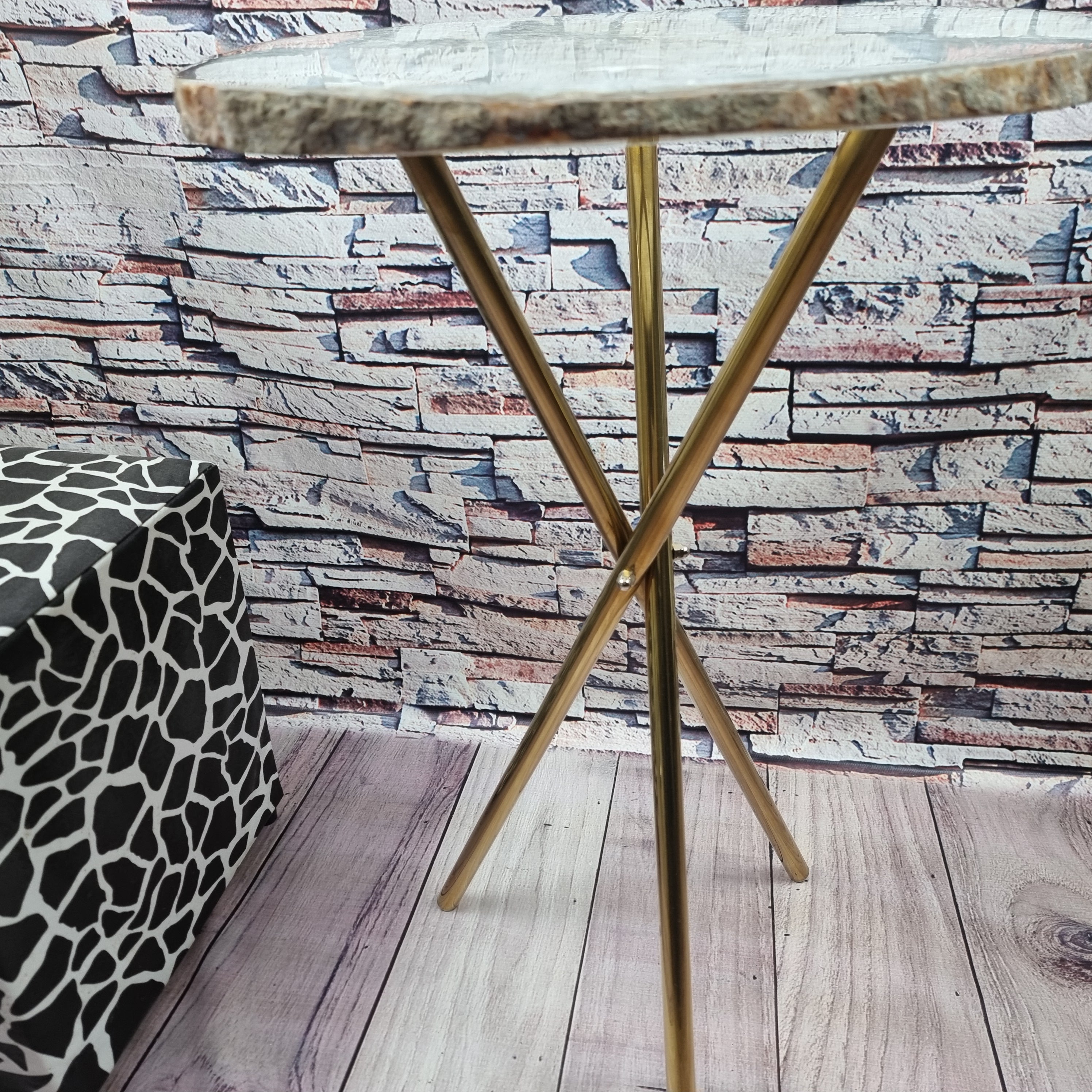 White agate side table with golden base 60 cm height and total weight 5 kg